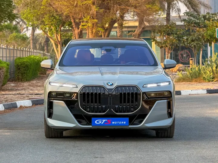 2026 BMW 7-Series 740i M Sport — photo 5 of 16