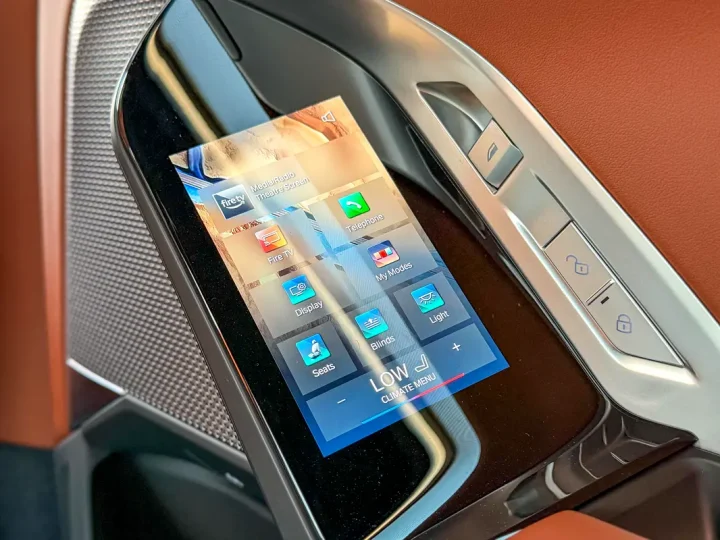 2026 BMW 7-Series 740i M Sport — photo 16 of 16