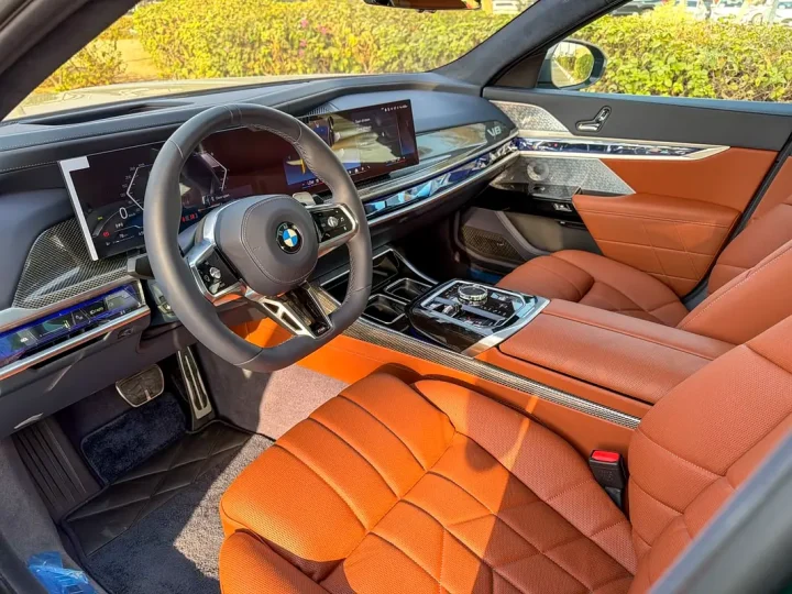 2026 BMW 7-Series 760i — photo 11 of 20