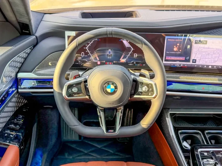 2026 BMW 7-Series 760i — photo 14 of 20