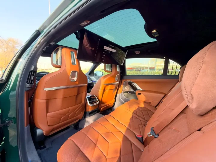 2026 BMW 7-Series 760i — photo 18 of 20