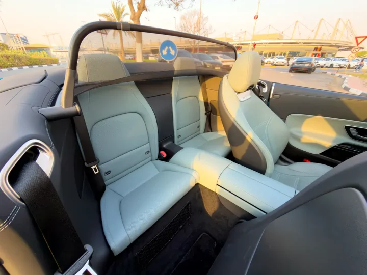 2023 Mercedes-Benz SL-Class SL 43 AMG — photo 16 of 18