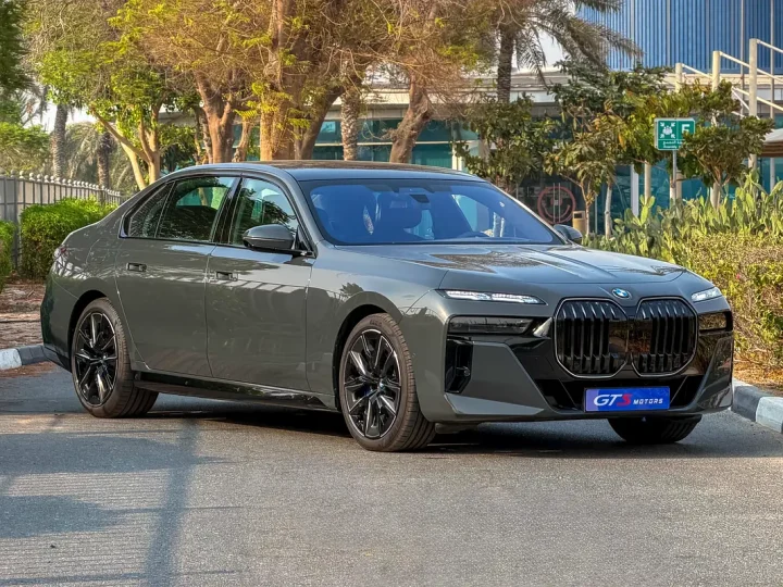 2026 BMW 7-Series 760i — photo 1 of 13